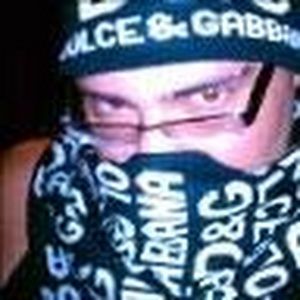 Meet your Posher, Julio